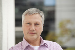 Dr. Rainer Höfgen