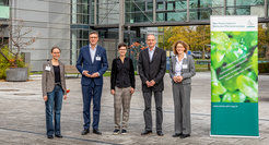 v. l. n. r.: Prof. Caroline Gutjahr, Prof. Patrick Cramer, Prof. Claudia Köhler, Prof. Ralph Bock, Dr. Simone Schwanitz
